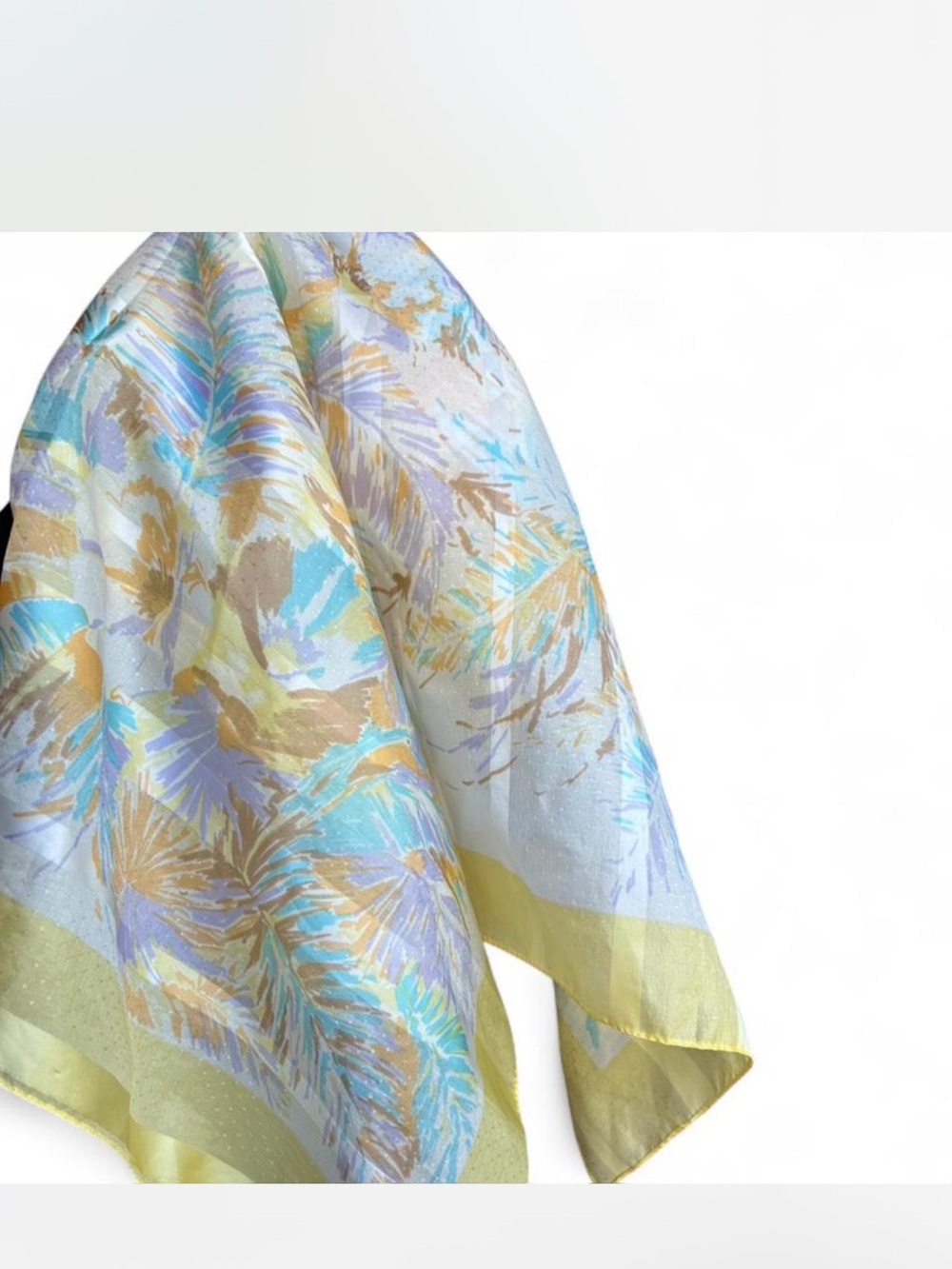 Tres-Elle vintage Italian made scarf